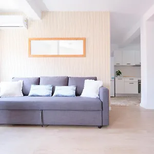 https://lovely-apartment.hotelsinnerja.org